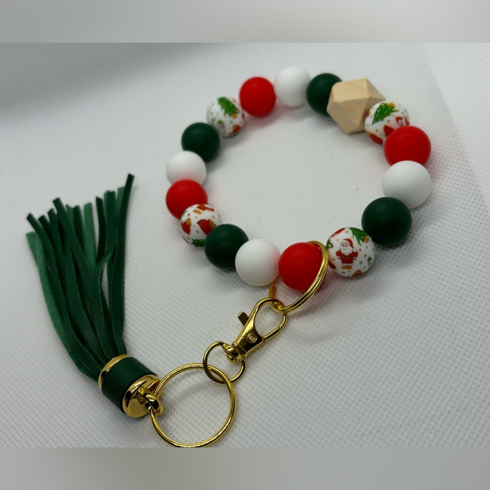 Handmade Bracelet Keychain with Tassel
Great gift and stocking stuffer!